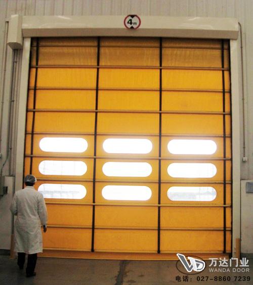 新华堆积门